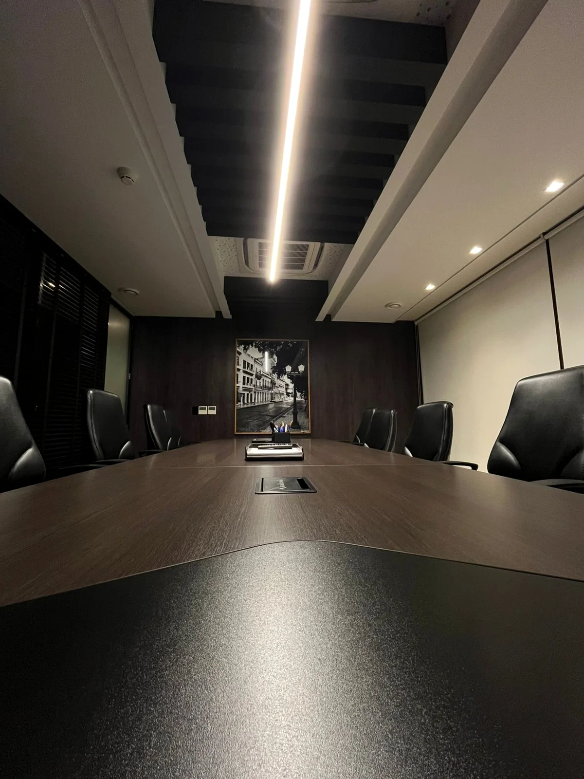 Sala de reuniões da Matos de Melo Advocacia na Torre Carlos Pena Filho, Boa Viagem